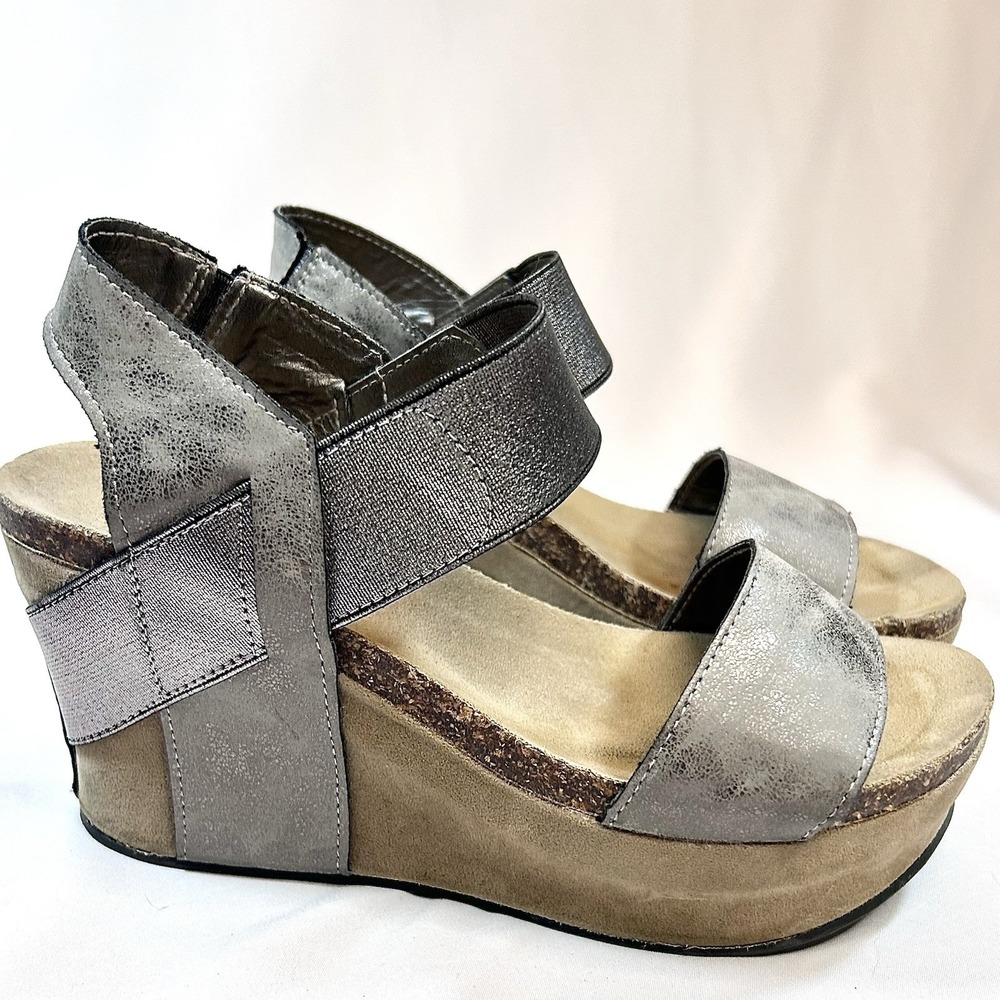 Pierre Dumas Womens Platform Sandals Metallic Pewter Size 8